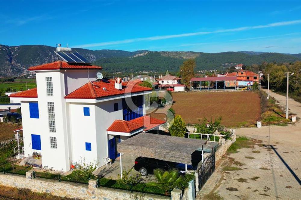 Ula Şirinköy Mahallesinde Satılık Müstakil Villa
