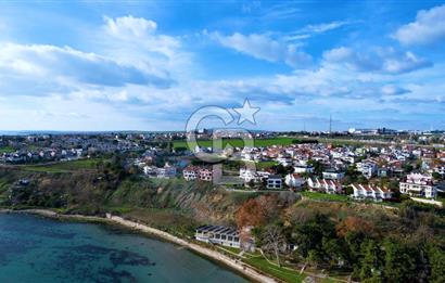 Önü Kapanmaz Deniz Manzaralı Köşe Parsel Satılık Müstakil Villa