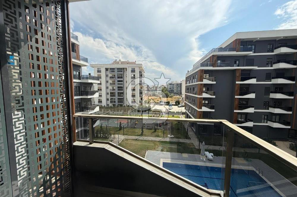 ÇİĞLİ BALATÇIK AZEL DELUXE SİTESİ'NDE HAVUZ CEPHELİ LÜKS SATILIK 2+1 DAİRE