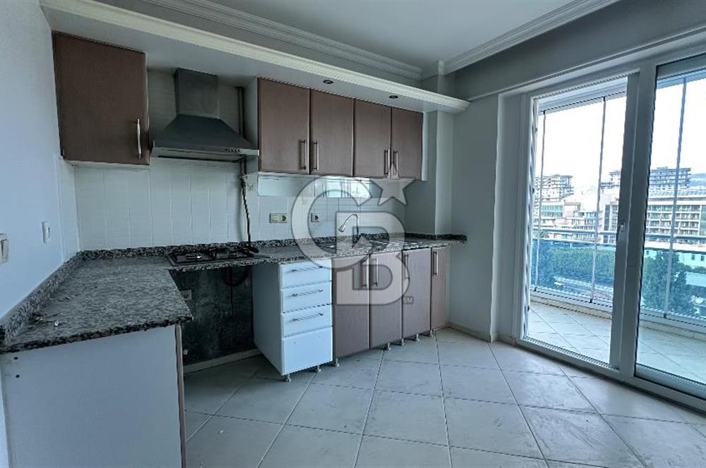 ATIF BEY SİTESİNDE HAVUZ MANZARALI 3+1 SATILIK DAİRE