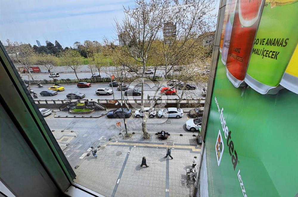 NEO' DAN BÜYÜKDERE CADDESİ ÜZERİNDE TERASLI 350 M2 OFİS