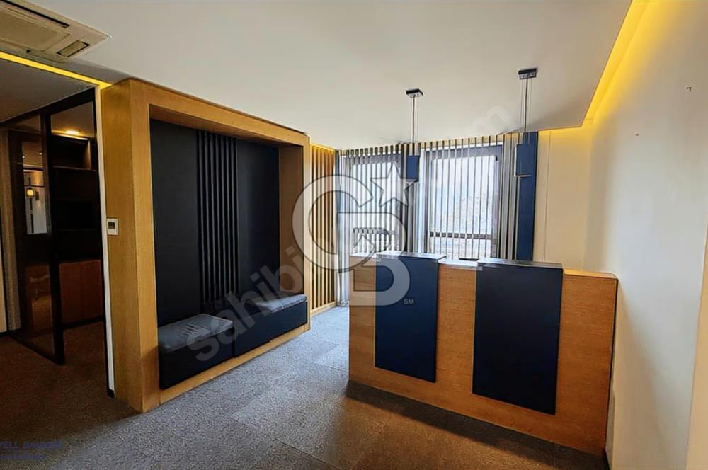 NEO' DAN 420 M2 DEKORASYONLU VE MOBİLYALI KİRALIK OFİS