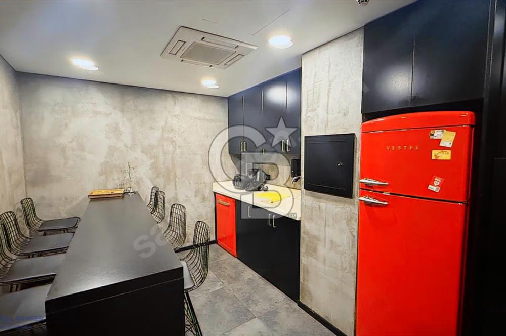 NEO' DAN 420 M2 DEKORASYONLU VE MOBİLYALI KİRALIK OFİS