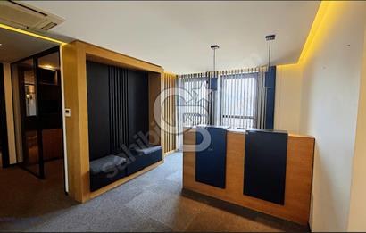 NEO' DAN 420 M2 DEKORASYONLU VE MOBİLYALI KİRALIK OFİS