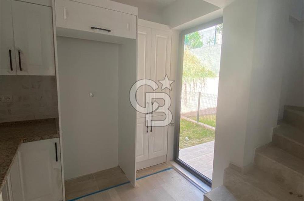 İzmir Eskifoça Kazımdirik'de Yılın Son Fırsatı 2+1 Dubleks Villa