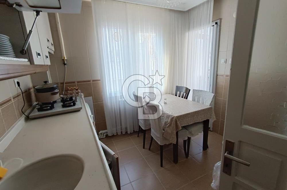 Doğanlar Mahallesinde İşlek Cadde Üzerinde Köşe Parselde K.Bina