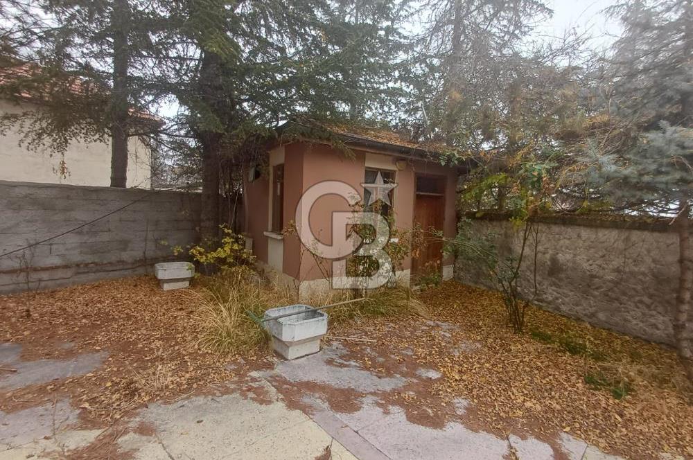 Kırıkkale Merkez'de 500 m2 Kapalı Alanlı 4+2 Müstakil Villa