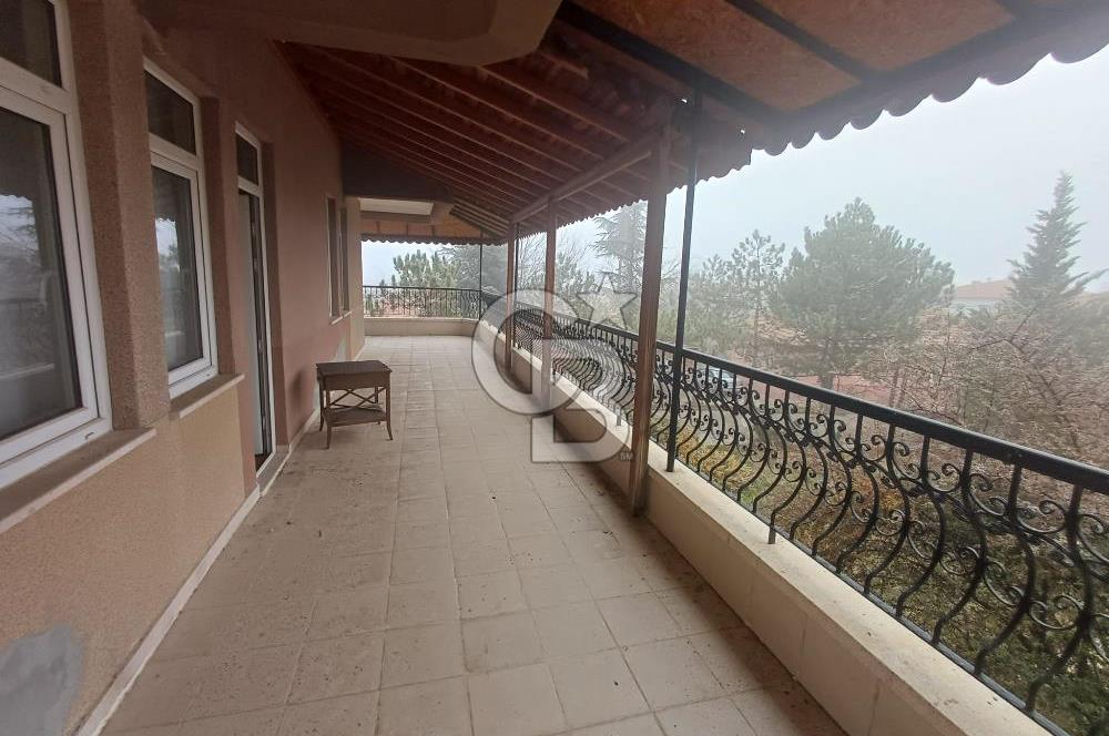 Kırıkkale Merkez'de 500 m2 Kapalı Alanlı 4+2 Müstakil Villa