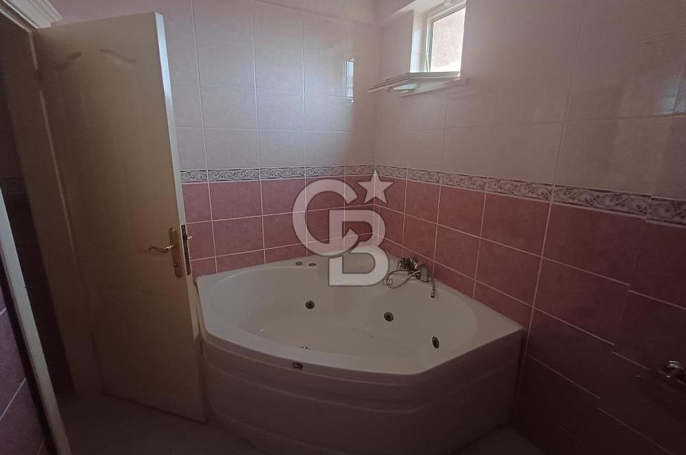 Kırıkkale Merkez'de 500 m2 Kapalı Alanlı 4+2 Müstakil Villa