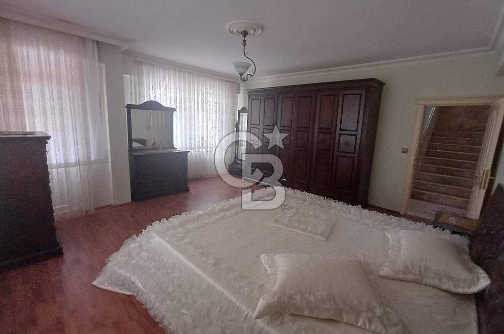 Kırıkkale Merkez'de 500 m2 Kapalı Alanlı 4+2 Müstakil Villa