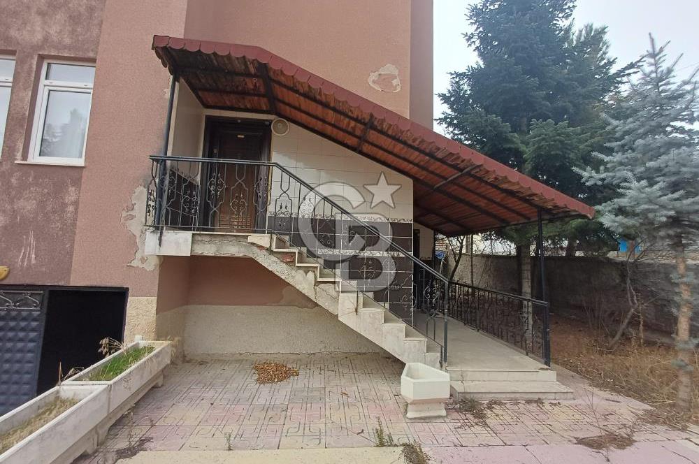 Kırıkkale Merkez'de 500 m2 Kapalı Alanlı 4+2 Müstakil Villa