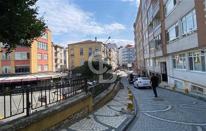 FİDANGÖR CADDESİNDE DENİZ MANZARALI SATILIK DAİRE