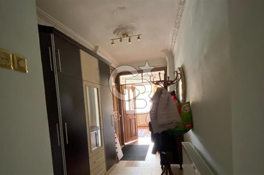 FİDANGÖR CADDESİNDE DENİZ MANZARALI SATILIK DAİRE