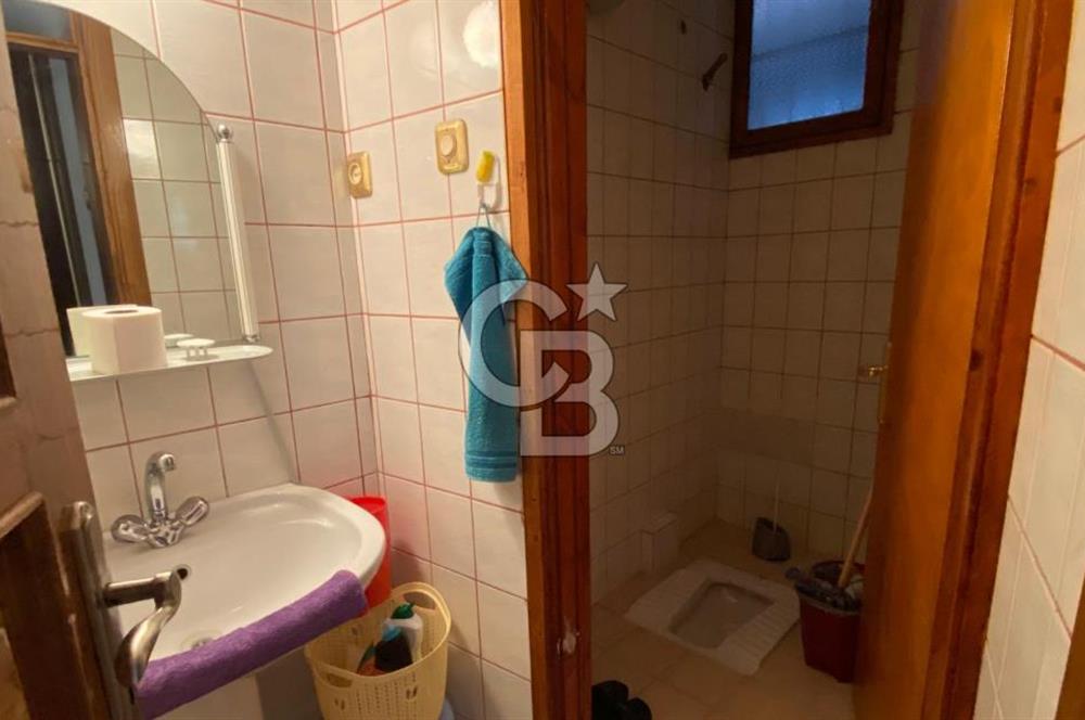 FİDANGÖR CADDESİNDE DENİZ MANZARALI SATILIK DAİRE