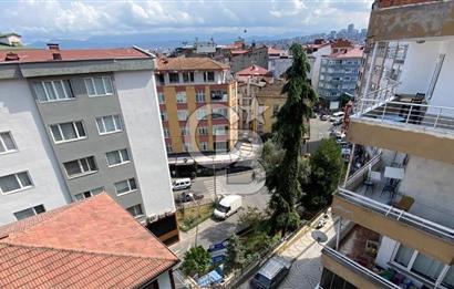 FİDANGÖR CADDESİNDE DENİZ MANZARALI SATILIK DAİRE
