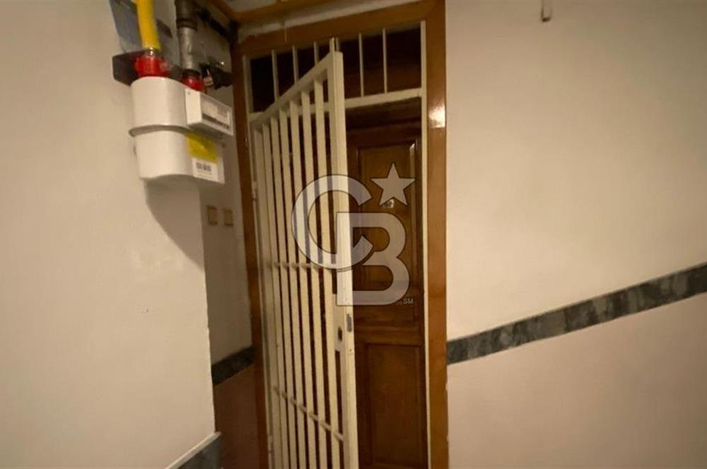 FİDANGÖR CADDESİNDE DENİZ MANZARALI SATILIK DAİRE