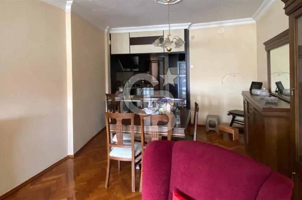 FİDANGÖR CADDESİNDE DENİZ MANZARALI SATILIK DAİRE