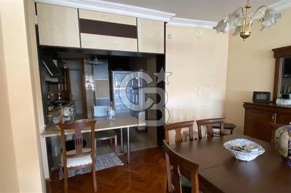 FİDANGÖR CADDESİNDE DENİZ MANZARALI SATILIK DAİRE