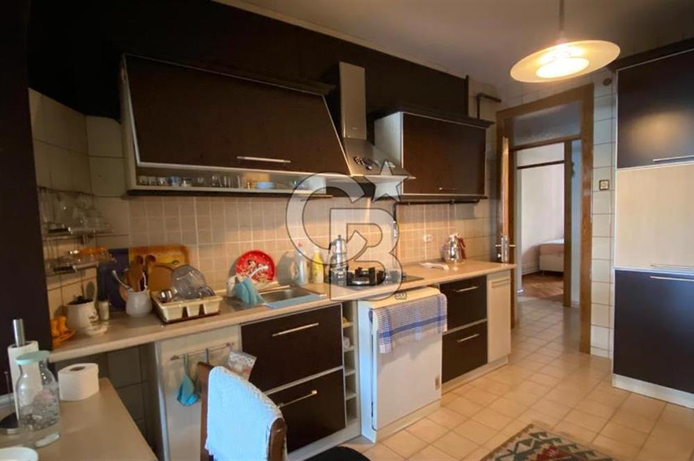 FİDANGÖR CADDESİNDE DENİZ MANZARALI SATILIK DAİRE