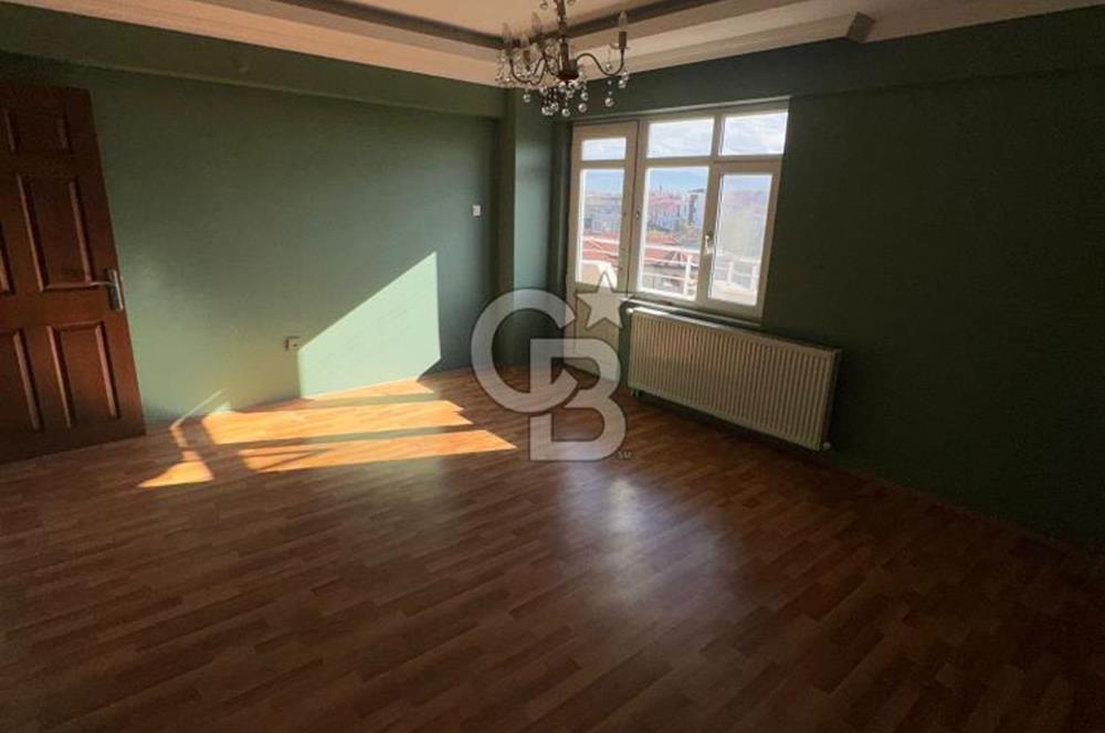 Kuzey Terminali Yol Üstü 145m2 4+1 Daire