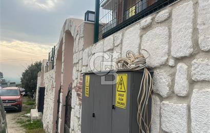 izmir Eskifoça Kazımdirik'de Yılın son fırsatı Köşe Dubleks Villa