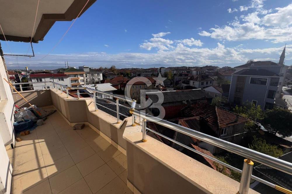 Kuzey Terminali Yol Üstü 145m2 4+1 Daire