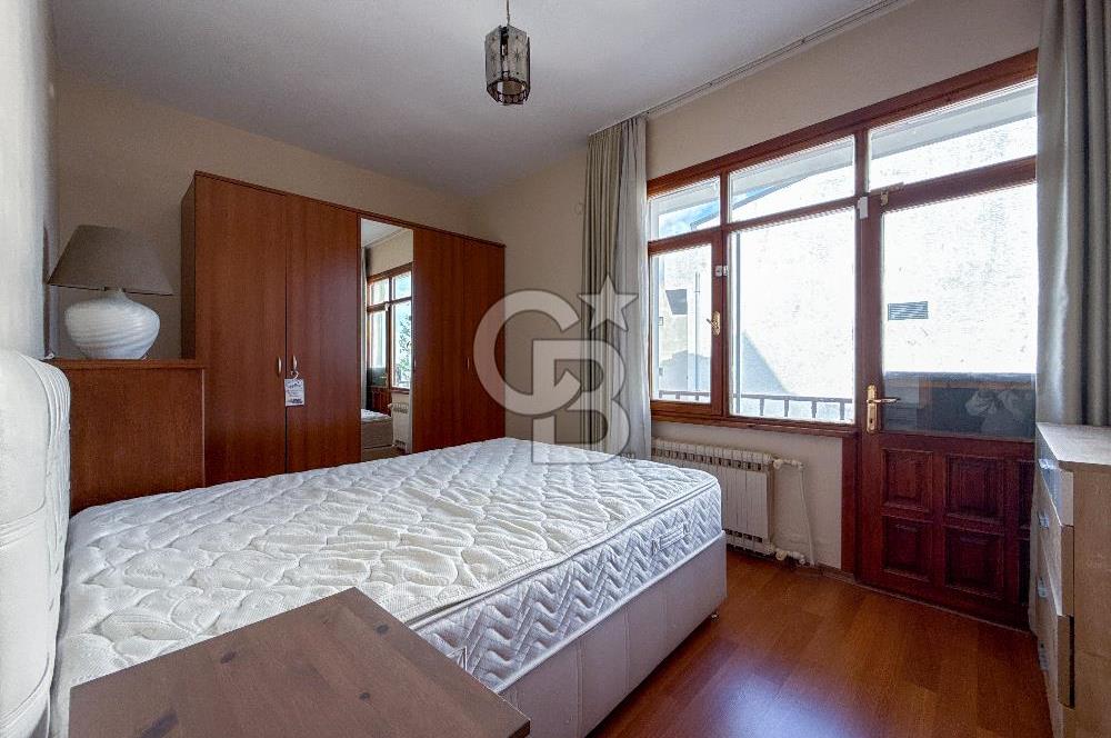 Önü Kapanmaz Deniz Manzaralı Köşe Parsel Satılık Müstakil Villa