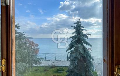 Önü Kapanmaz Deniz Manzaralı Köşe Parsel Satılık Müstakil Villa