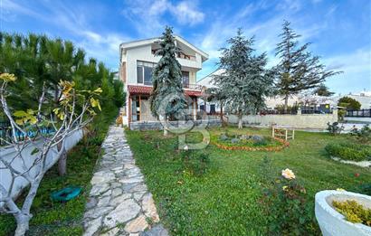 Önü Kapanmaz Deniz Manzaralı Köşe Parsel Satılık Müstakil Villa