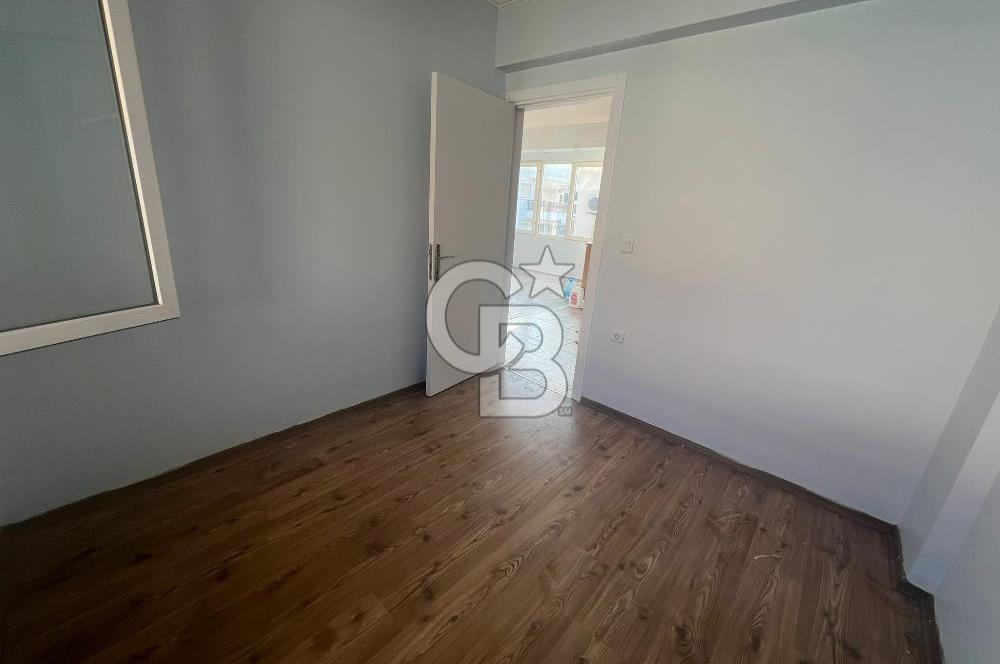 Yenifoça Mustafa Kemal Atatürk Mah. Kiralık 2+1 Daire