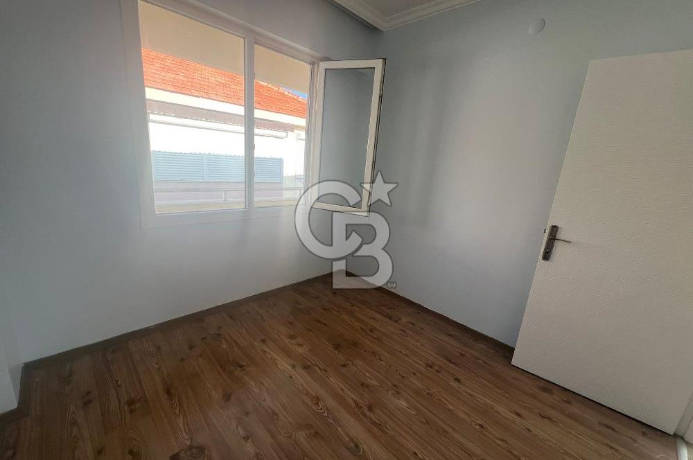 Yenifoça Mustafa Kemal Atatürk Mah. Kiralık 2+1 Daire