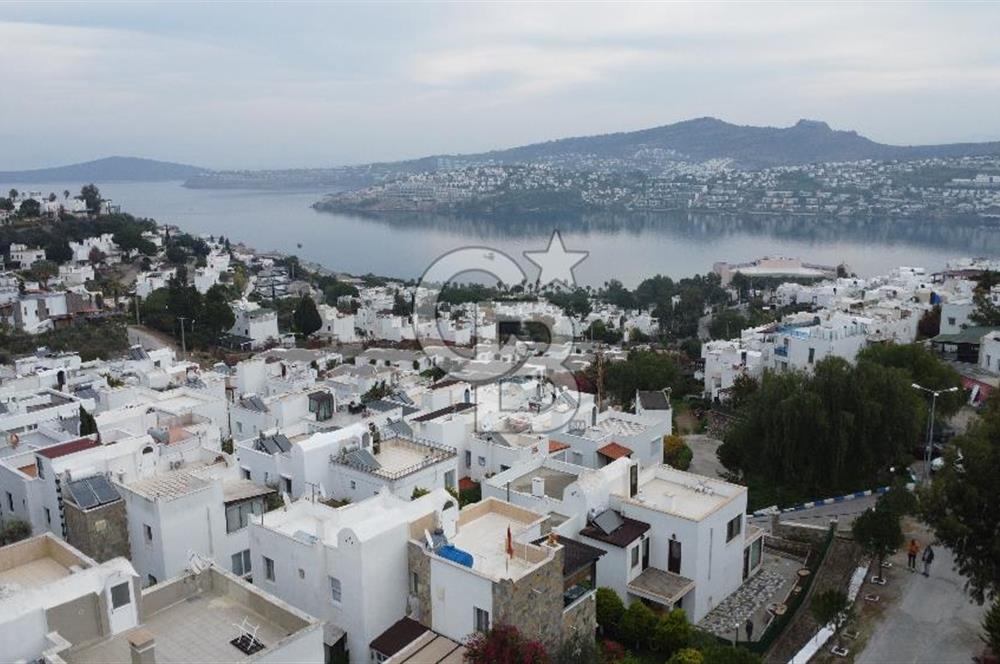 Bodrum Gündoğan Yalıkent Sitesinde 3+1 villa 
