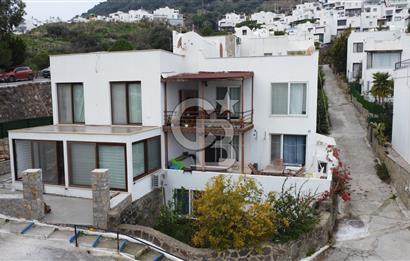 Bodrum Gündoğan Yalıkent Sitesinde 3+1 villa 