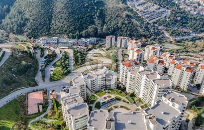 Narlıdere Mavisu Evleri Deniz Manzaralı Satılık 3+1 Daire