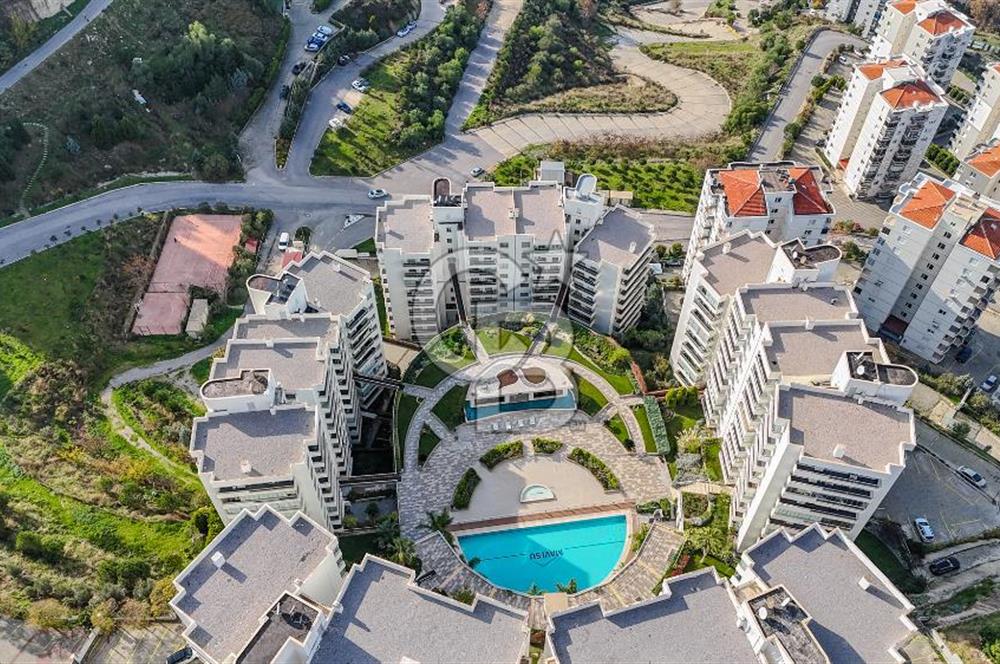 Narlıdere Mavisu Evleri Deniz Manzaralı Satılık 3+1 Daire