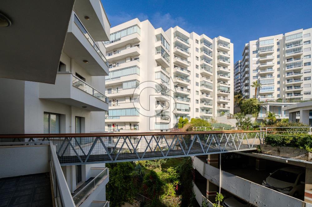 Narlıdere Mavisu Evleri Deniz Manzaralı Satılık 3+1 Daire