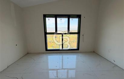 Menemen Göktepe'de 6+1 Özel Havuzlu Villa Güvenlikli Site Ramsa Adım Göktepe