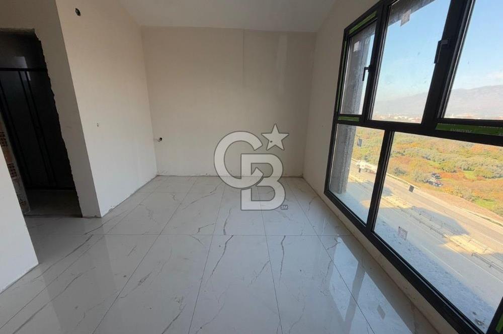 Menemen Göktepe'de 6+1 Özel Havuzlu Villa Güvenlikli Site Ramsa Adım Göktepe