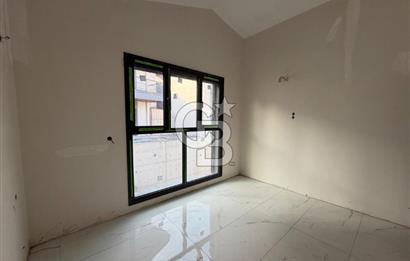 Menemen Göktepe'de 6+1 Özel Havuzlu Villa Güvenlikli Site Ramsa Adım Göktepe