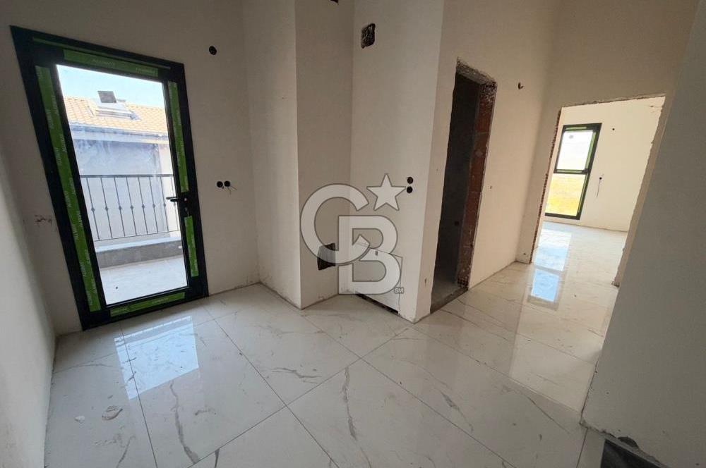 Menemen Göktepe'de 6+1 Özel Havuzlu Villa Güvenlikli Site Ramsa Adım Göktepe