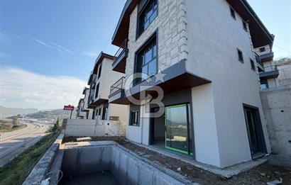 Menemen Göktepe'de 6+1 Özel Havuzlu Villa Güvenlikli Site Ramsa Adım Göktepe