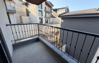 Menemen Göktepe'de 6+1 Özel Havuzlu Villa Güvenlikli Site Ramsa Adım Göktepe