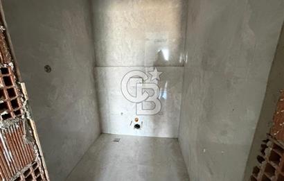 Menemen Göktepe'de 6+1 Özel Havuzlu Villa Güvenlikli Site Ramsa Adım Göktepe