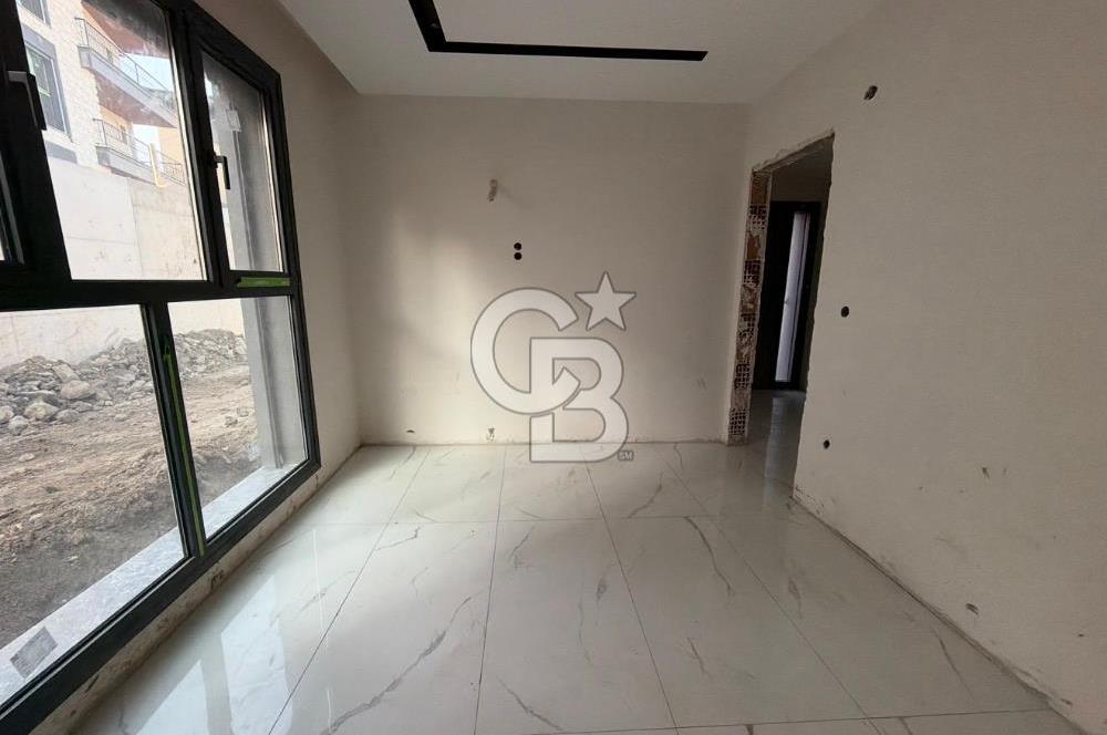Menemen Göktepe'de 6+1 Özel Havuzlu Villa Güvenlikli Site Ramsa Adım Göktepe