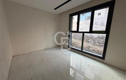 Menemen Göktepe'de 6+1 Özel Havuzlu Villa Güvenlikli Site Ramsa Adım Göktepe