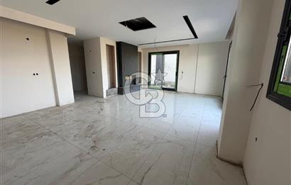 Menemen Göktepe'de 6+1 Özel Havuzlu Villa Güvenlikli Site Ramsa Adım Göktepe