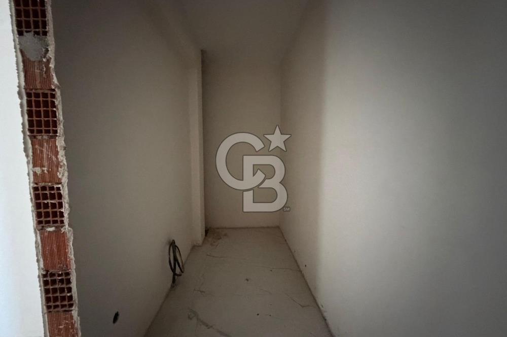 Menemen Göktepe'de 6+1 Özel Havuzlu Villa Güvenlikli Site Ramsa Adım Göktepe