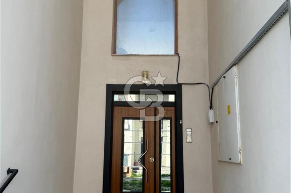 Foça Bağarası Hacıveli Mahallesinde Kiralık 2+1 Daire