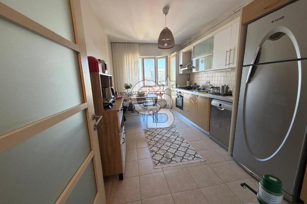 ÜMRANİYE'DE SİTE İÇİ GÜVENLİKLİ, YÜKSEK KAT 3+1 DAİRE