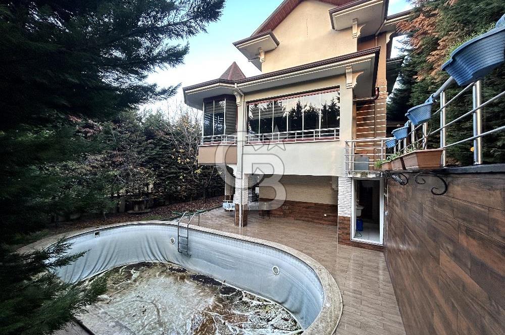 BURSA DEMİRCİ'DE ÖZEL TASARIM 6+2 VİLLA